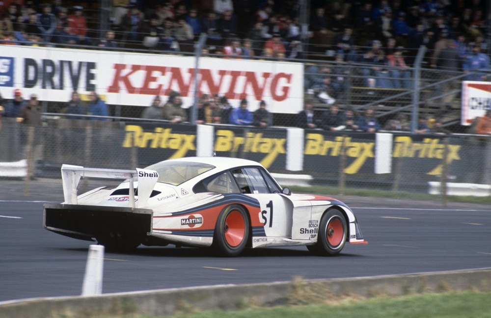 Bisimoto Porsche 935