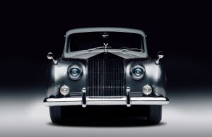 1961 rolls royce phantom ev conversion frt (lunaz)